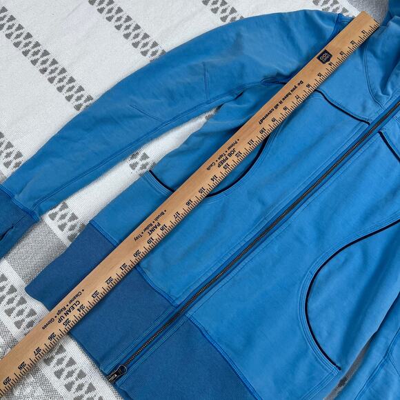 Lululemon Scuba Hoodie Full Zip Jacket Women's 6 Blue Thumbhole Contrast Stitch - Picture 4 of 13